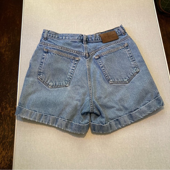 Calvin Klein, Women’s, size 12, Cuffed, 100% cotton, short, Blue Jean shorts. - Picture 12 of 12